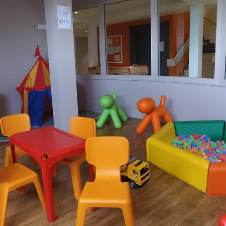 Vvf Super-besse Auvergne Sancy Aldeamento Turístico 3*