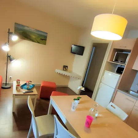 פארק נופש Vvf Super-besse Auvergne Sancy